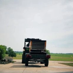 90 CFM 125 PSI Trailer Mounted Diesel Driven Rotary Screw Air Compressor with 24 HP Kubota Diesel Engine by EMAX 24 90 CFM 125 PSI Trailer Mounted Diesel Driven Rotary Screw Air Compressor with 24 HP Kubota Diesel Engine by EMAX -SUNEX TOOLS Sales Store emax portable air compressors eds090tr 44 1000